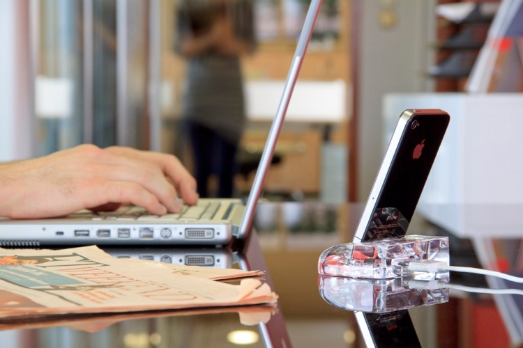 CalypsoCrystal_CrystalDock_use_018_LO